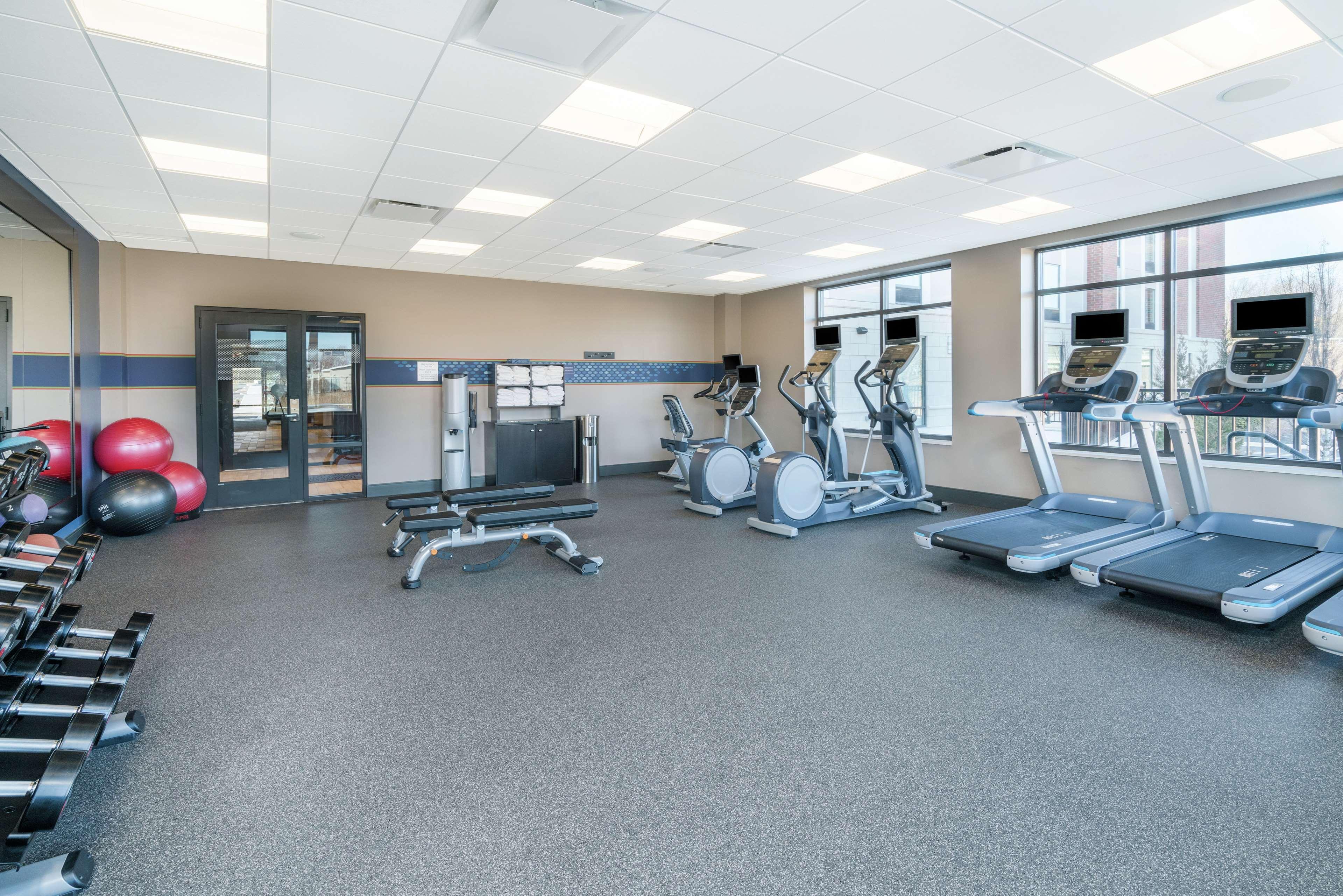 Hampton Inn & Suites Newburgh Stewart Airport, Ny Extérieur photo
